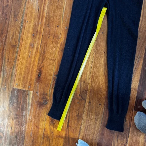 NAADAM Signature Cashmere Joggers Navy M - Picture 8 of 9